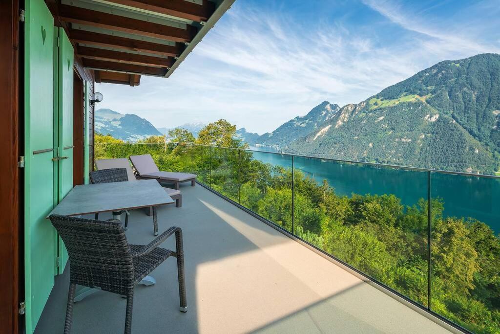 Exklusives Chalet Mit Traumhafter See- Und Bergsicht Seelisberg Ngoại thất bức ảnh