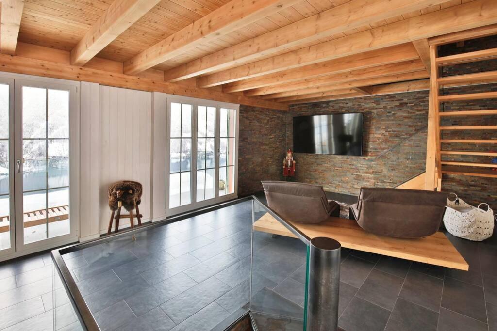 Exklusives Chalet Mit Traumhafter See- Und Bergsicht Seelisberg Ngoại thất bức ảnh